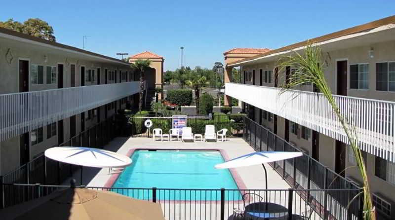 Dream Inn Fresno Kültér fotó