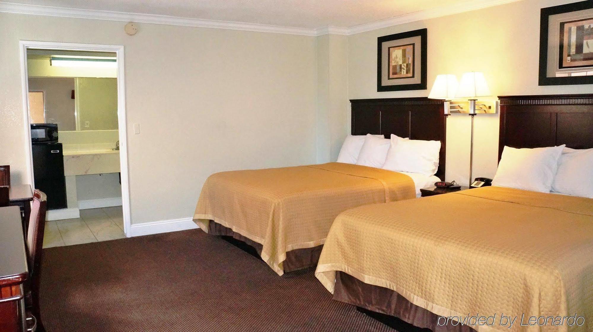 Dream Inn Fresno Kültér fotó